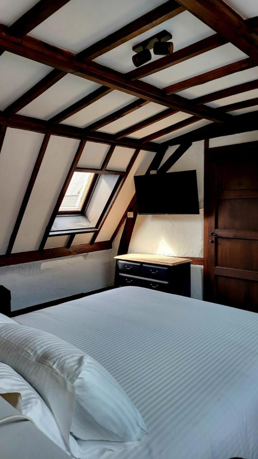 De Pelgrim Hotell Tongeren Exteriör bild