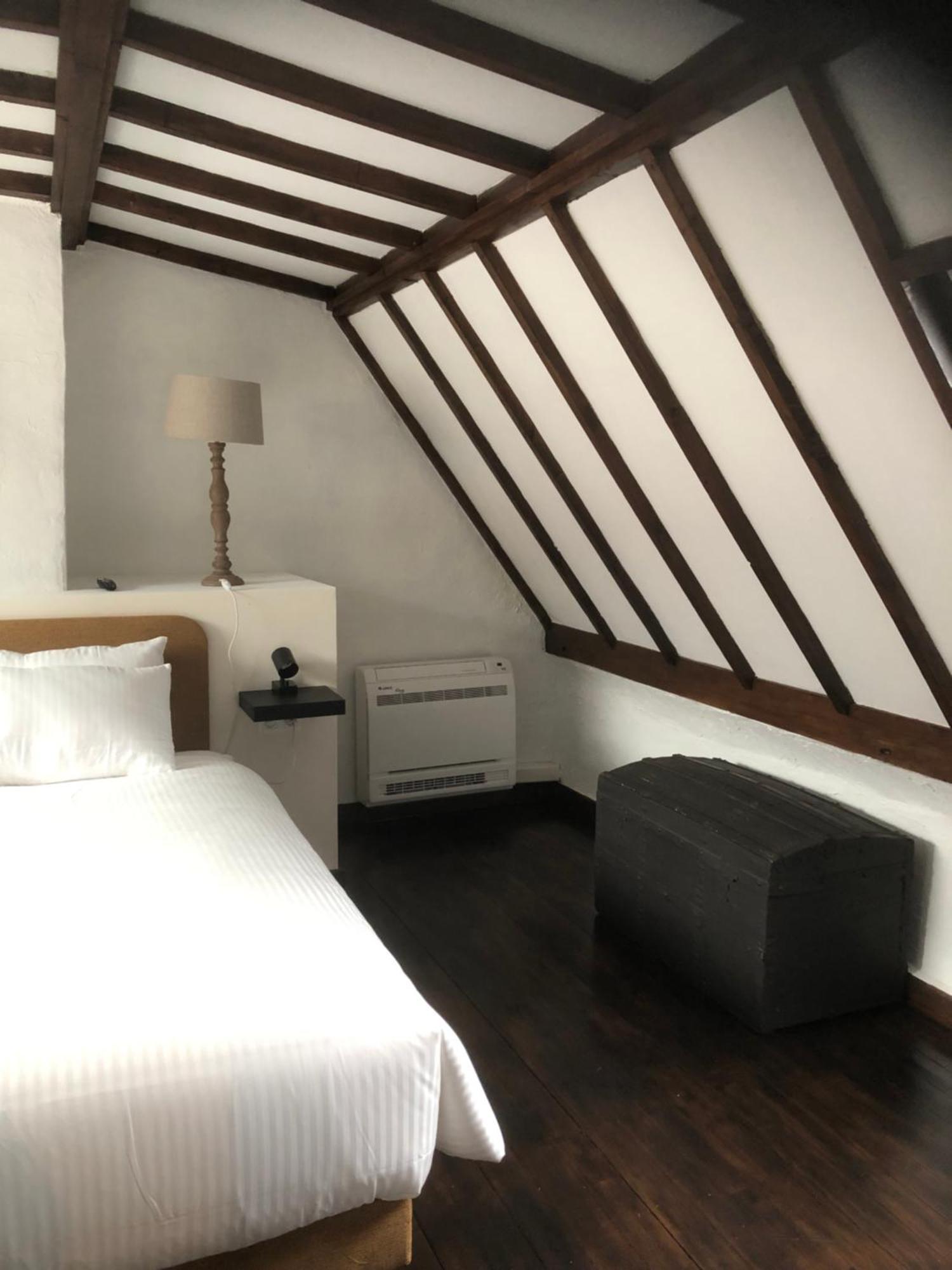 De Pelgrim Hotell Tongeren Exteriör bild