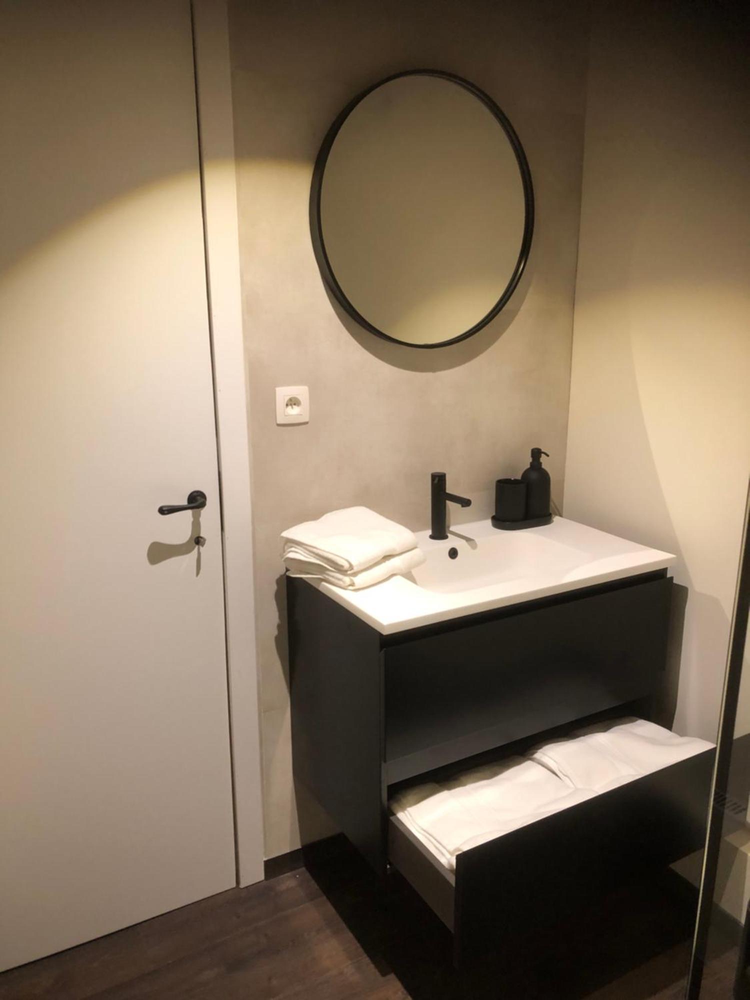 De Pelgrim Hotell Tongeren Exteriör bild